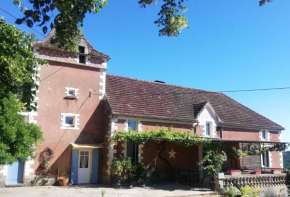 Hotels in Goujounac